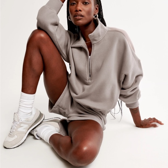 Essential Sunday Half-Zip Abercrombie - Picture 2 of 3